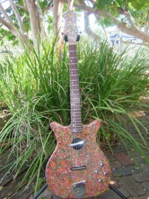 Danoelectro Convertable 010 (317 x 422).jpg