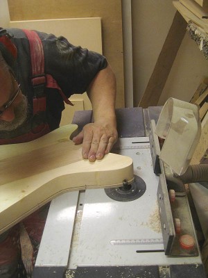 Then I trimmed the template flush with table router.