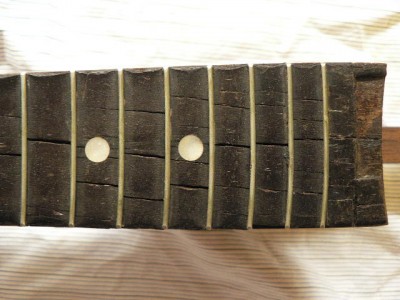 fretboard2.JPG