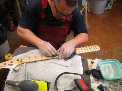 48-Final-sanding-of-neck.jpg