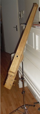 Stickbass - frontview.JPG