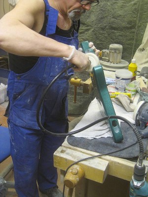 A rag wheel also helps me get the more difficult parts polished.