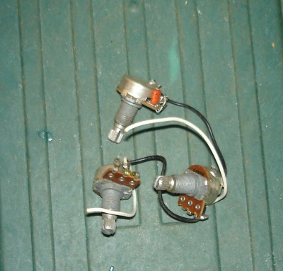 guitar parts in bag 4.jpg